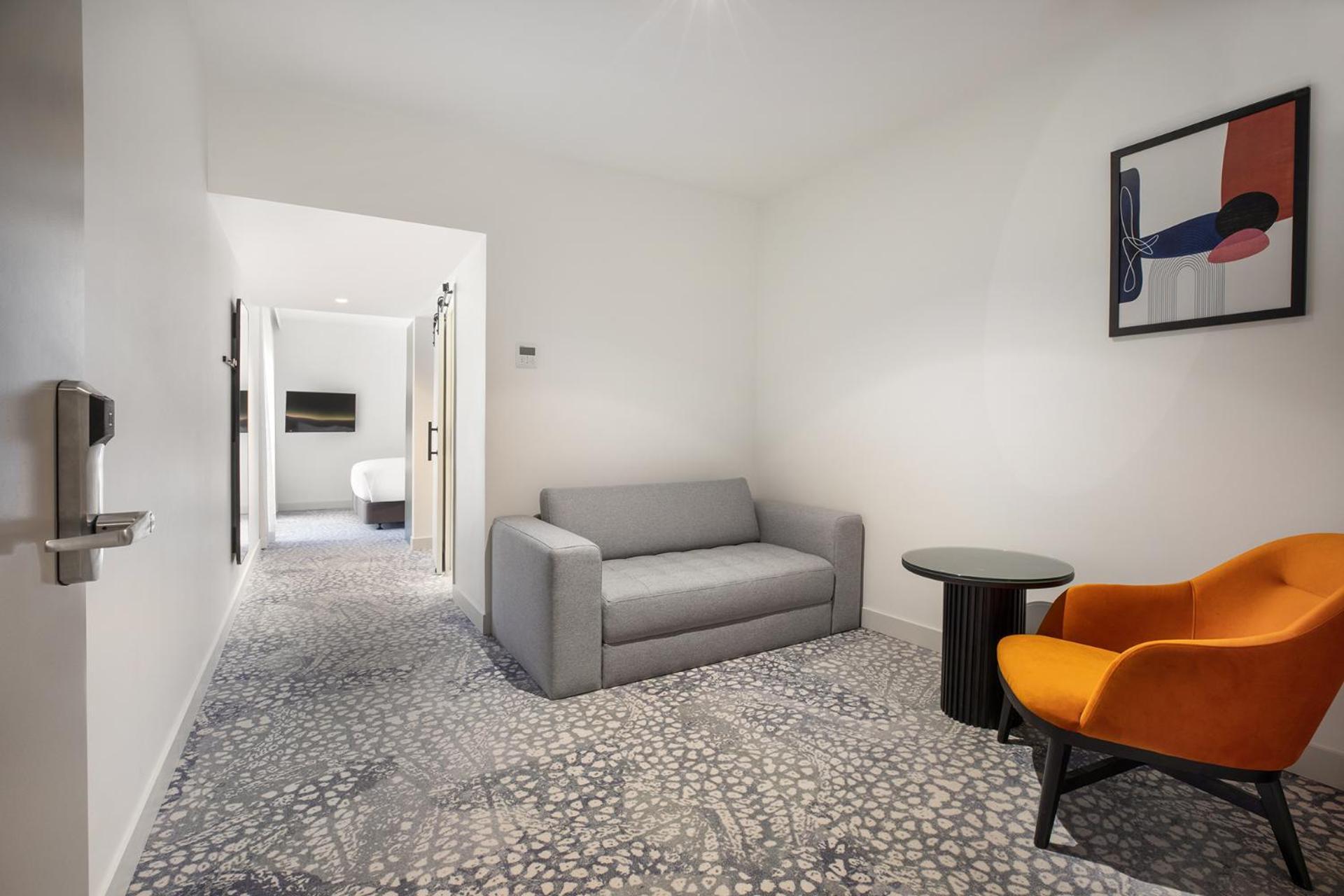 Holiday Inn Dandenong By Ihg Exterior photo